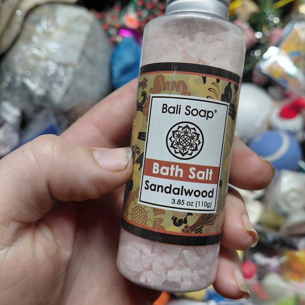 Sandalwood Bath Salt - Soft Pink Relaxation